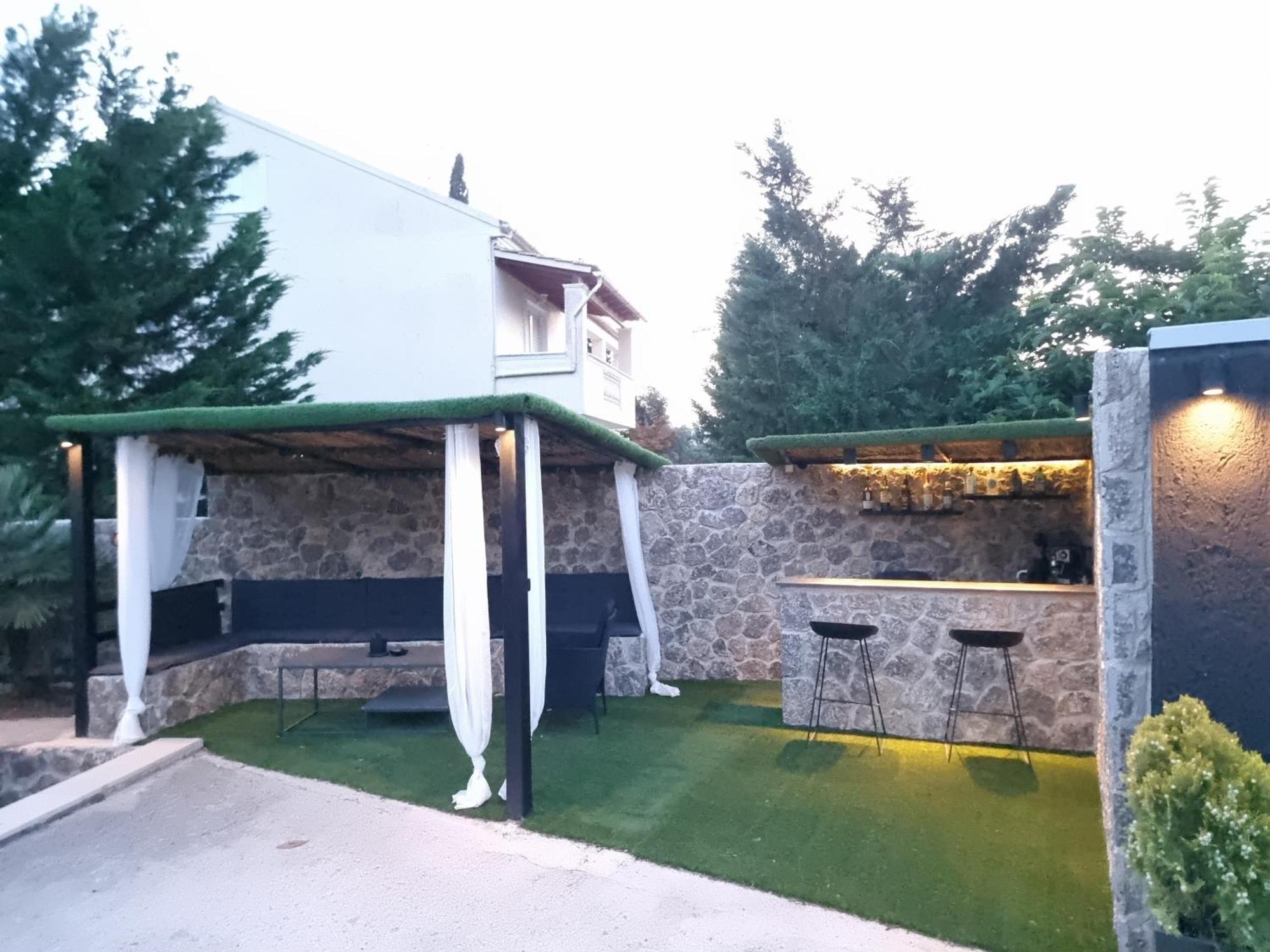 Luxvilla Agioi Deka  Екстер'єр фото